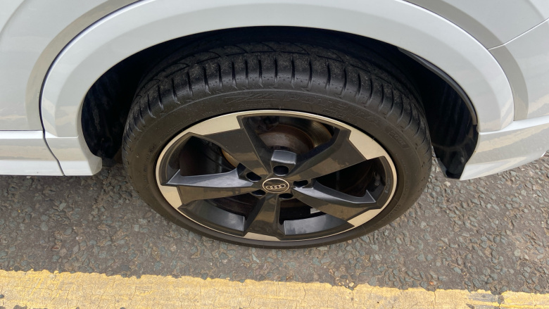 Audi Q2 35 TFSI Black Edition 5dr Petrol Estate